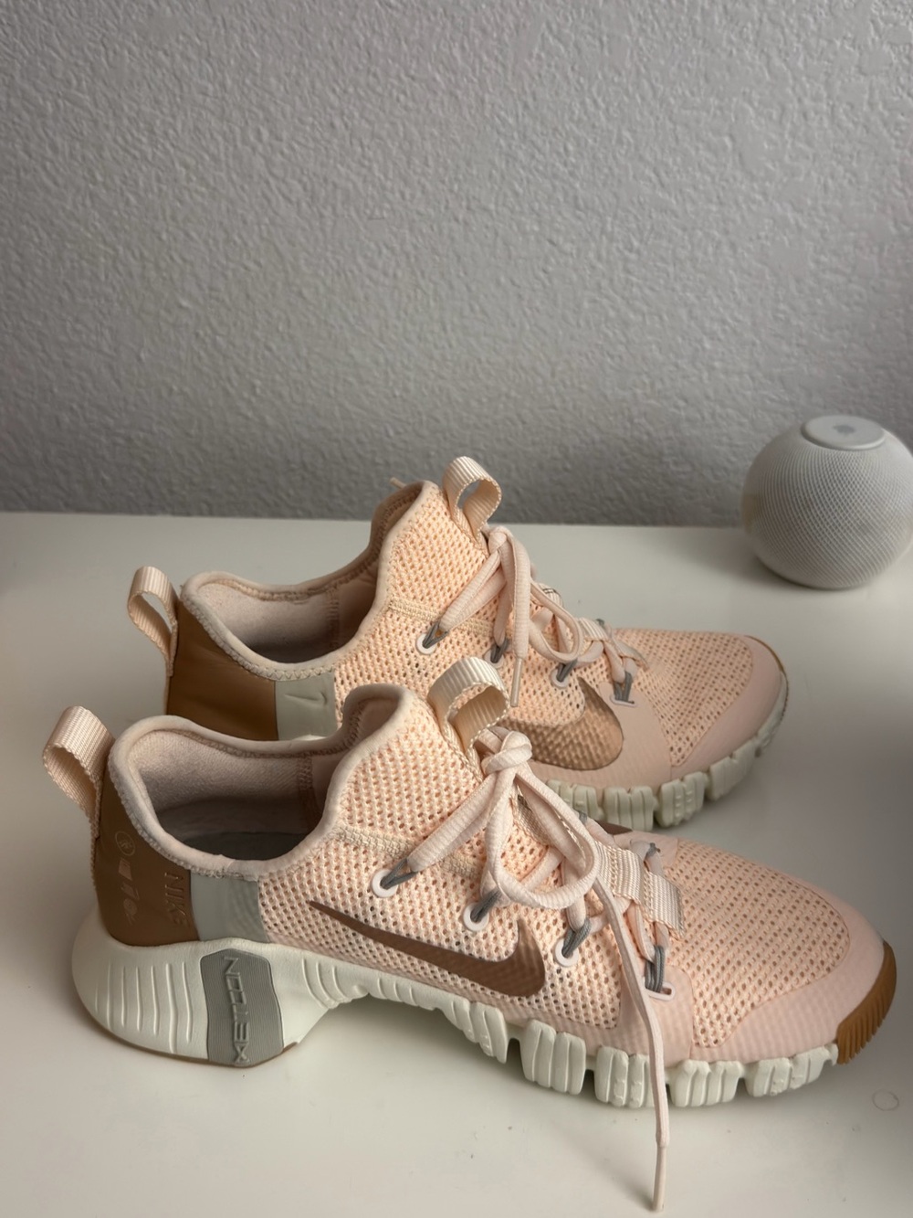 Nike Metcon 3 women’s sneakers